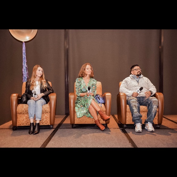 Meet your Posher, Emily - Picture 3 of 8